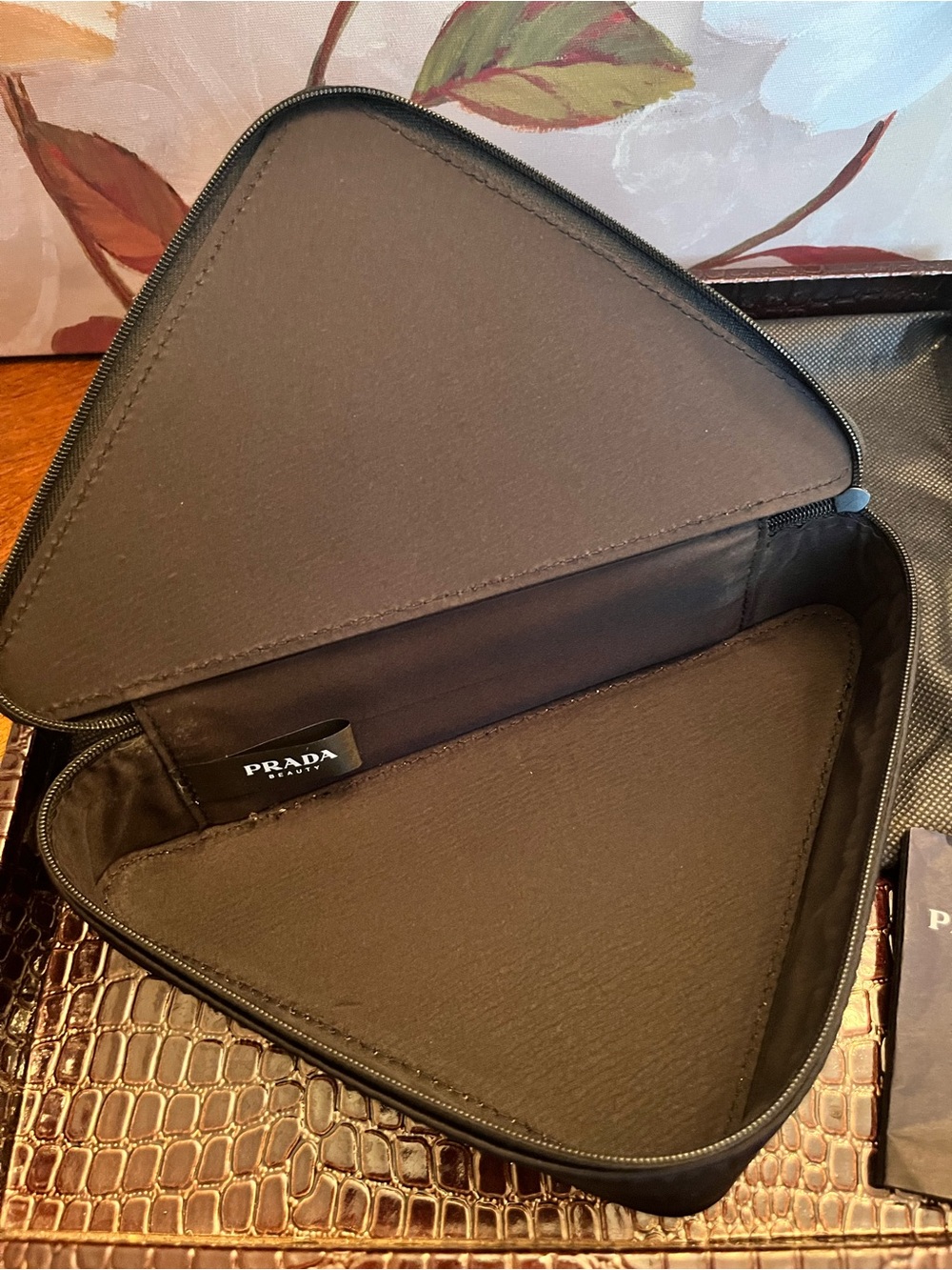 Prada Beauty Bundle of Triangle Cosmetic Pouch and #9 Collectible Playing Card - Picture 7 of 11